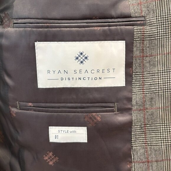 Ryan Seacrest Distinction Plaid Wool Blazer Red Check 100% Wool 40L🧥✨ - Picture 5 of 7